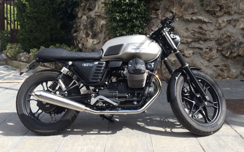 Moto Guzzi V7II Stone de Ángel M. Foto de Moto Guzzi V7II Stone