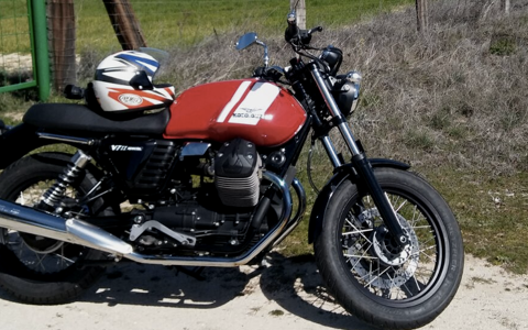 Moto Guzzi V7II Special de Paco Moreno Foto de Moto Guzzi V7II Special